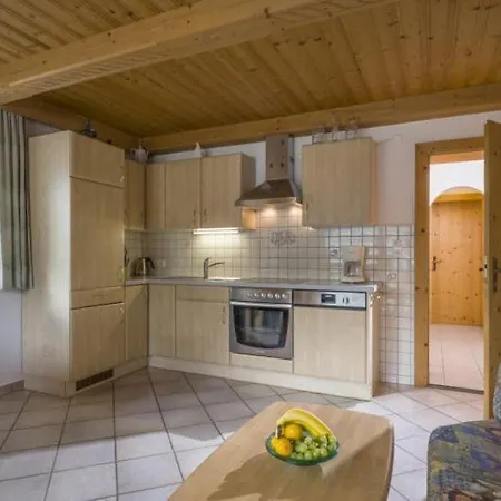 Hörhager 2 Apartment *